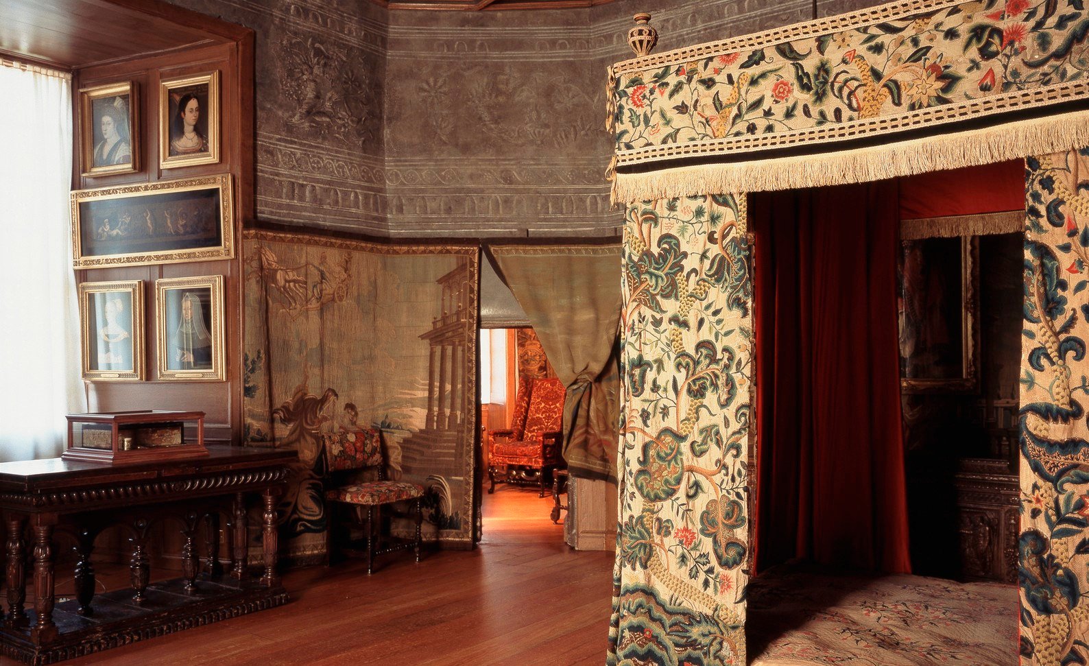 Mary, Queen of Scots Bedchamber